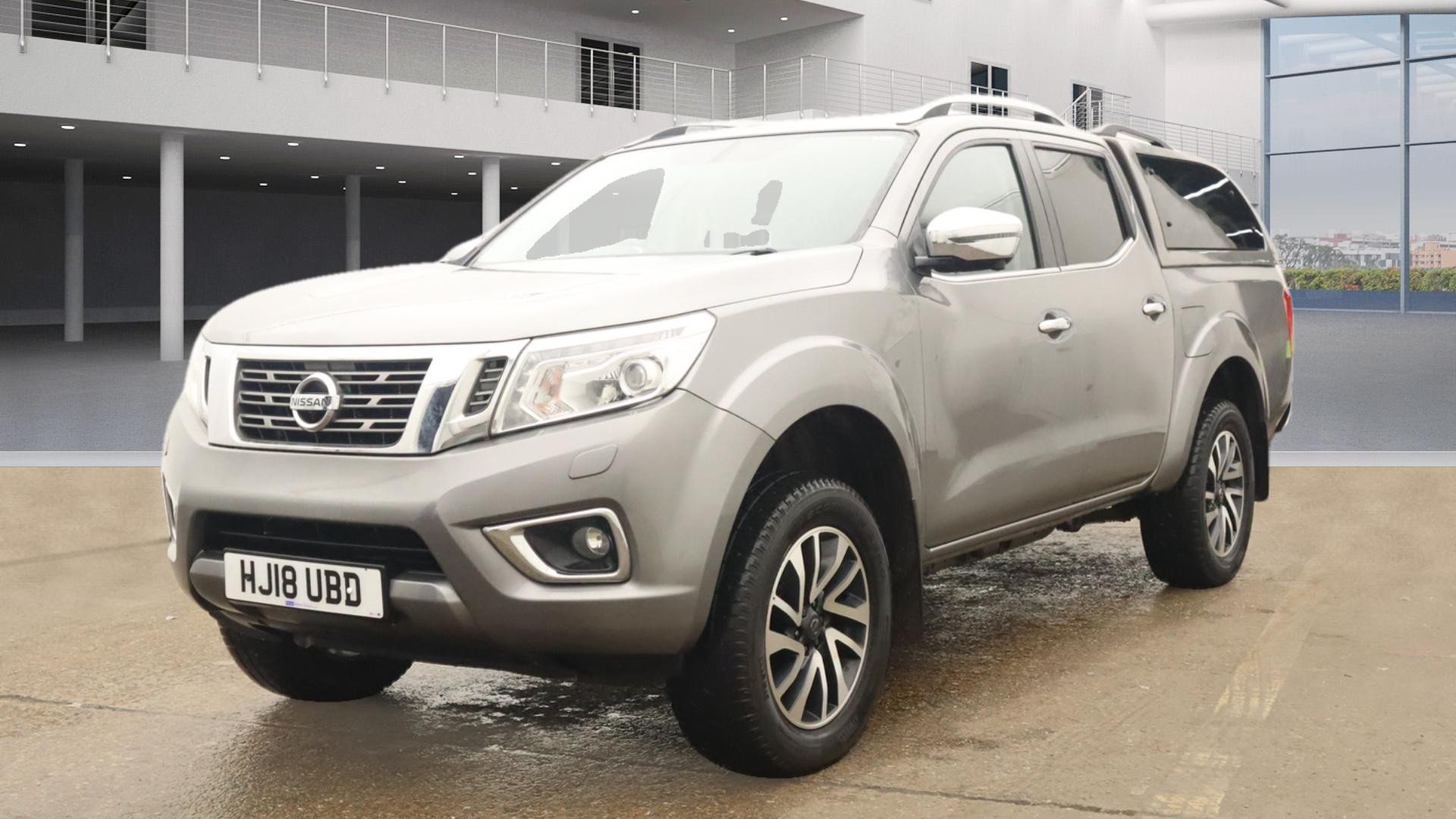 NISSAN Navara